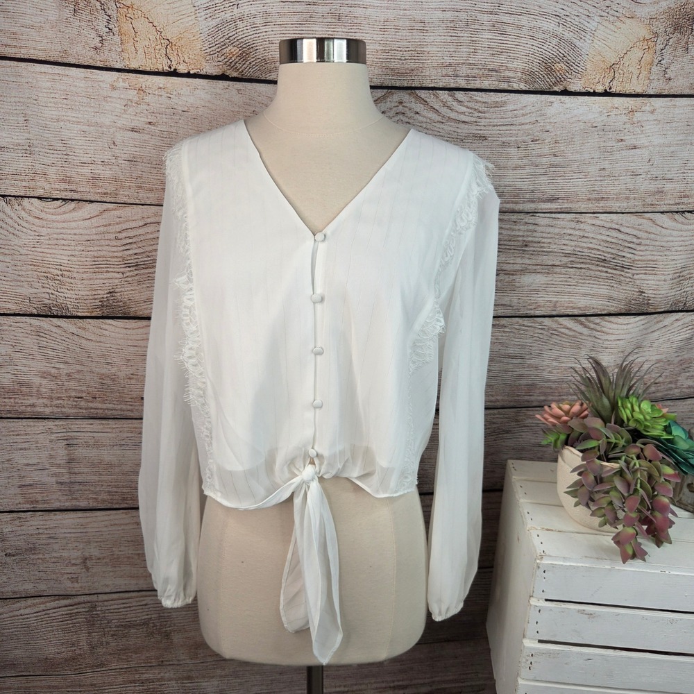 WAYF White Lace Trim Tie Front V-Neck Button Blouse Long Sleeve Large‎